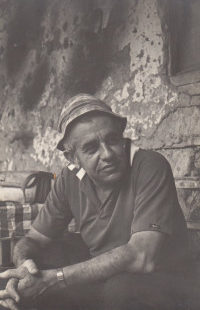 Julia Escobar en la presentación de “Itinerario de afinidades”