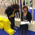 A Tony le gusta jugar con las visitas