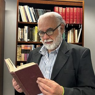 José A. Castro Urioste 